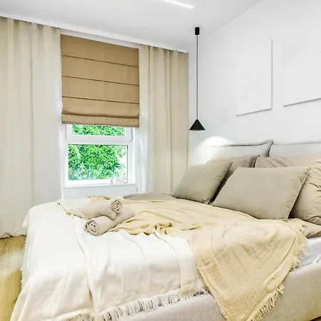 Inthemiddle Apartment Ostroda Exterior photo